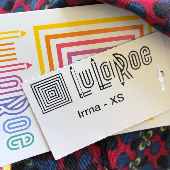 LulaRoe Women's Maroon/Navy Floral Hi-Low Hem Half Sleeve Irma Tunic Top Sz XS - Picture 6 of 7